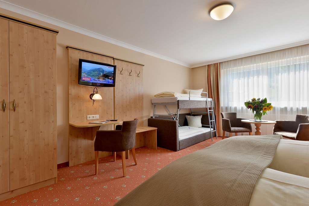 Hotel Mesnerwirt Westendorf Quarto foto